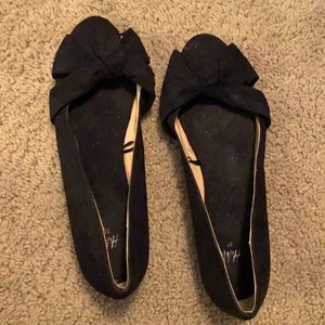 Black peep toe flat